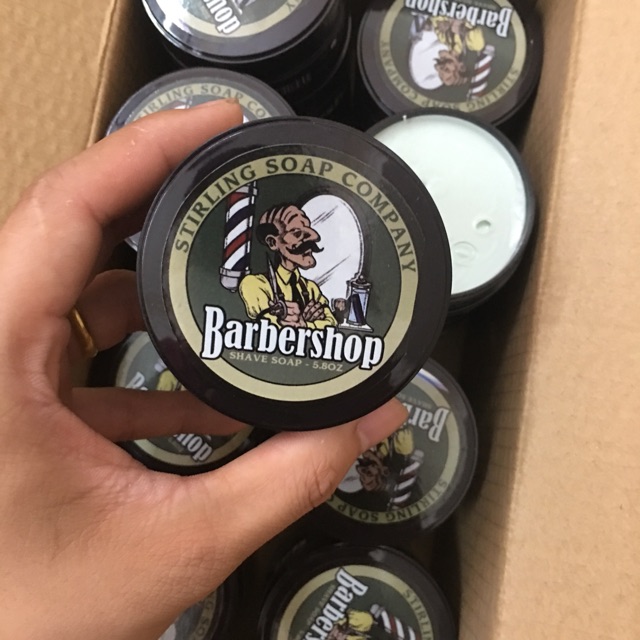 Sáp vuốt tóc Barbershop clay.
