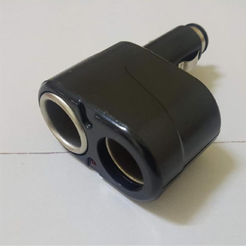 Bộ chia cổng sạc trên ô tô