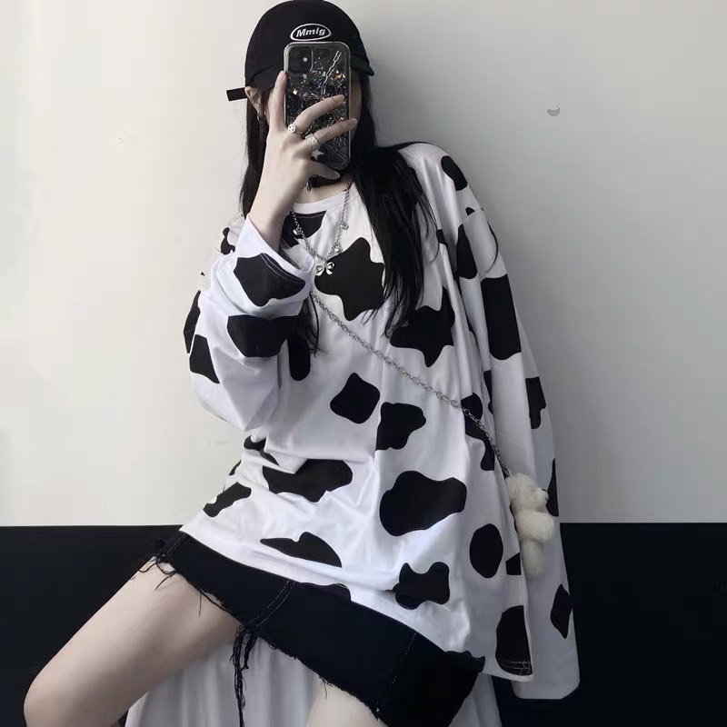 Áo thun tay dài bò sữa
