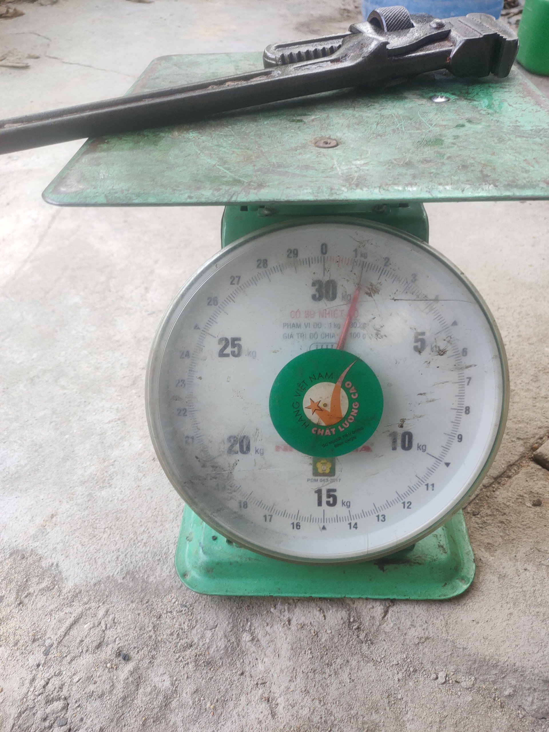 Mỏ lết răng 350mm hàng Nhật bãi
