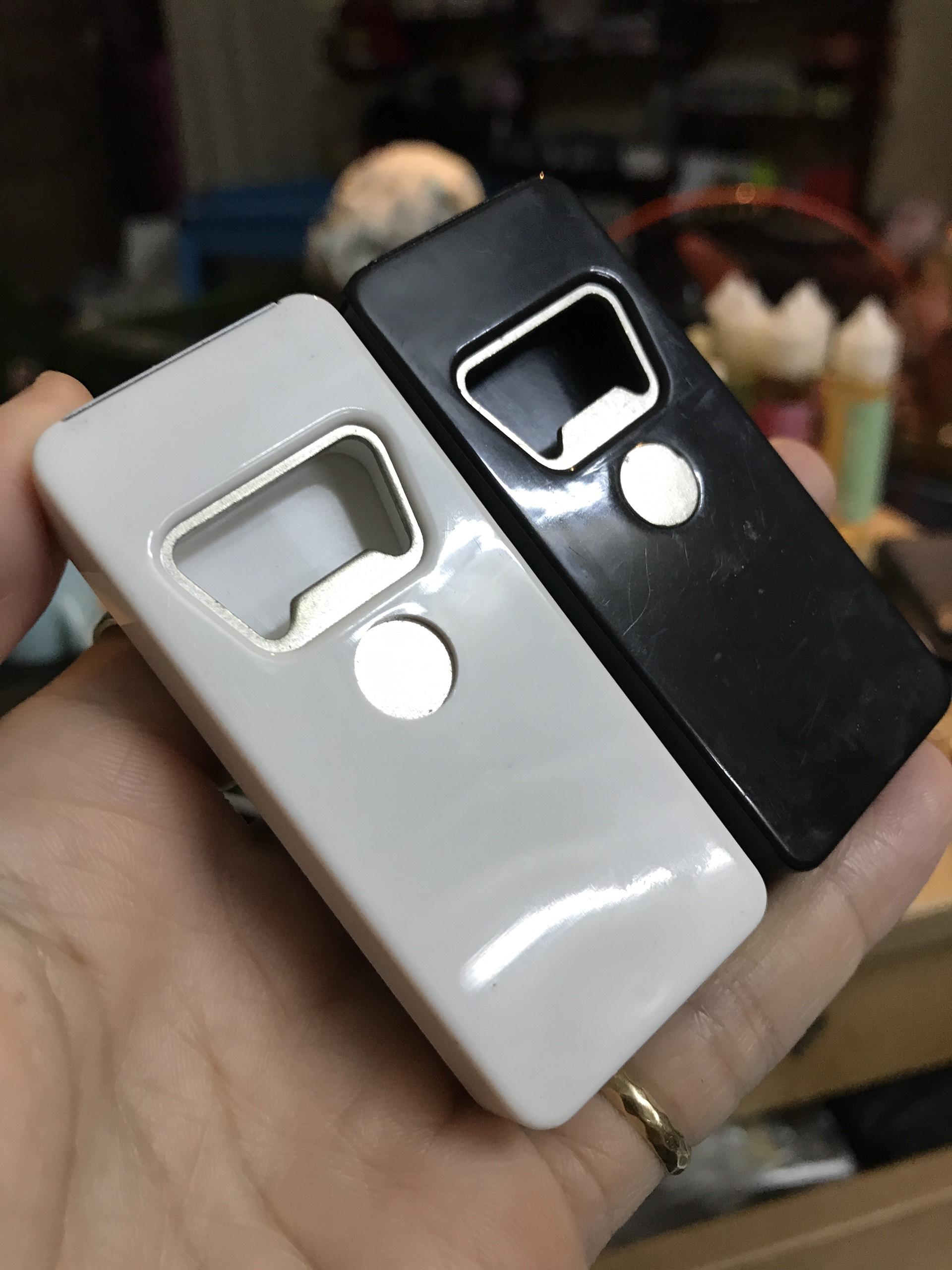 Bật Lửa Hình Iphone Kiêm Khui Bia