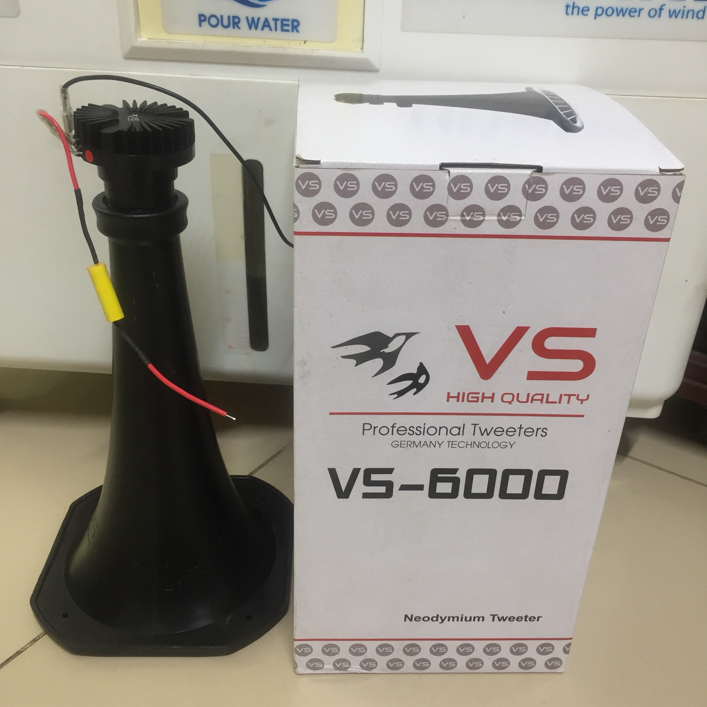 LOA DẪN NHÀ YẾN HP 6000 VS