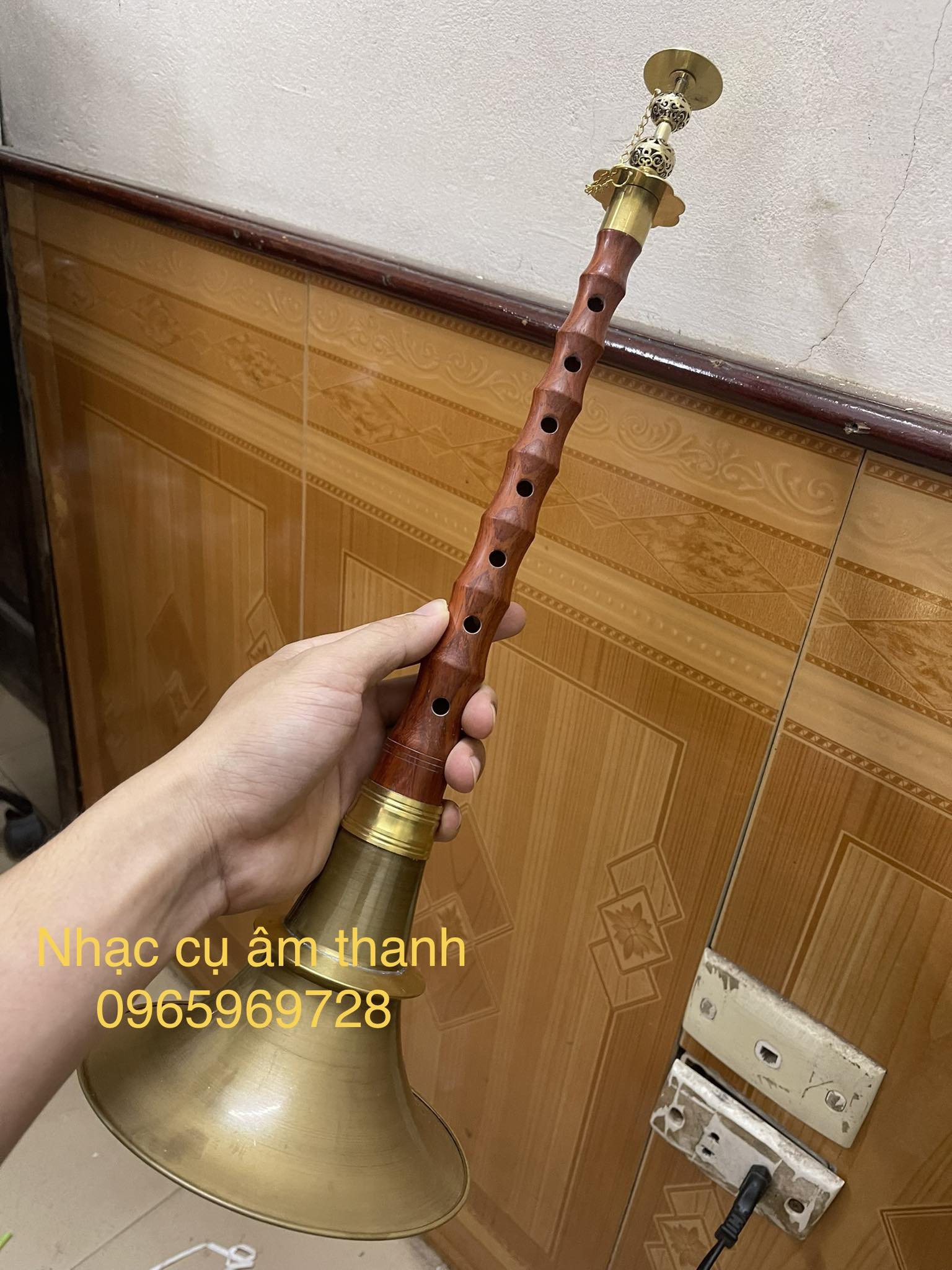 Kèn đám ma đám hiếu gỗ gụ đỏ