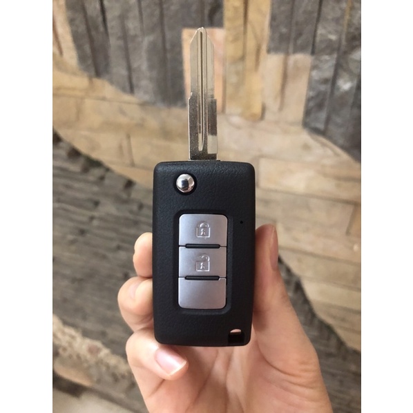 Vỏ Khóa Gập Mitsubitshi Mẫu Mới
