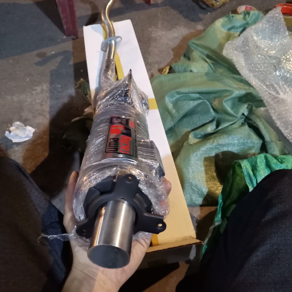 pô uma 1:1 exciter 150 móc ấm v3