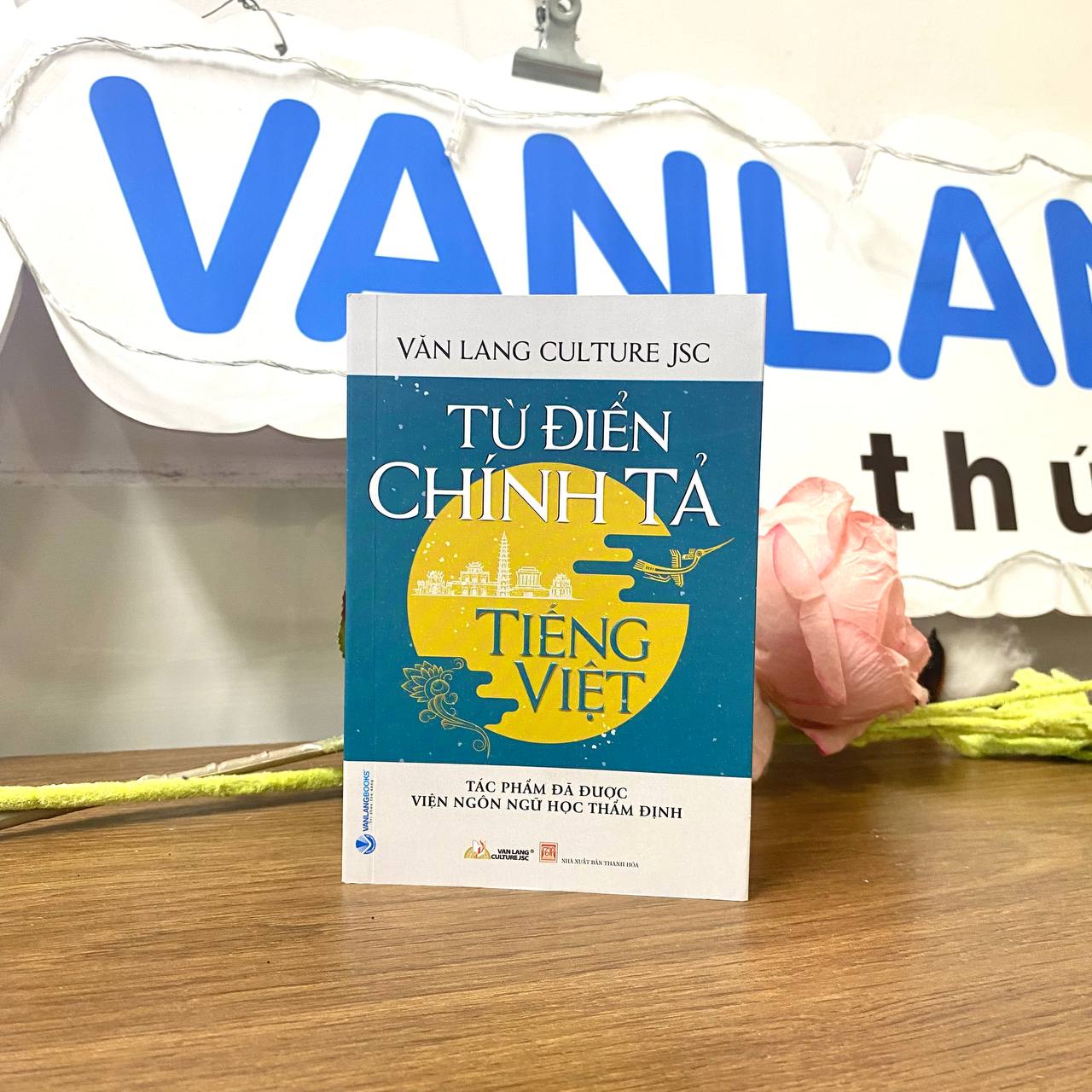Sách - Từ Điển Chính Tả Tiếng Việt (Tác Phẩm Được Viện Ngôn Ngữ Học Thẩm Định)-Vanlangbooks