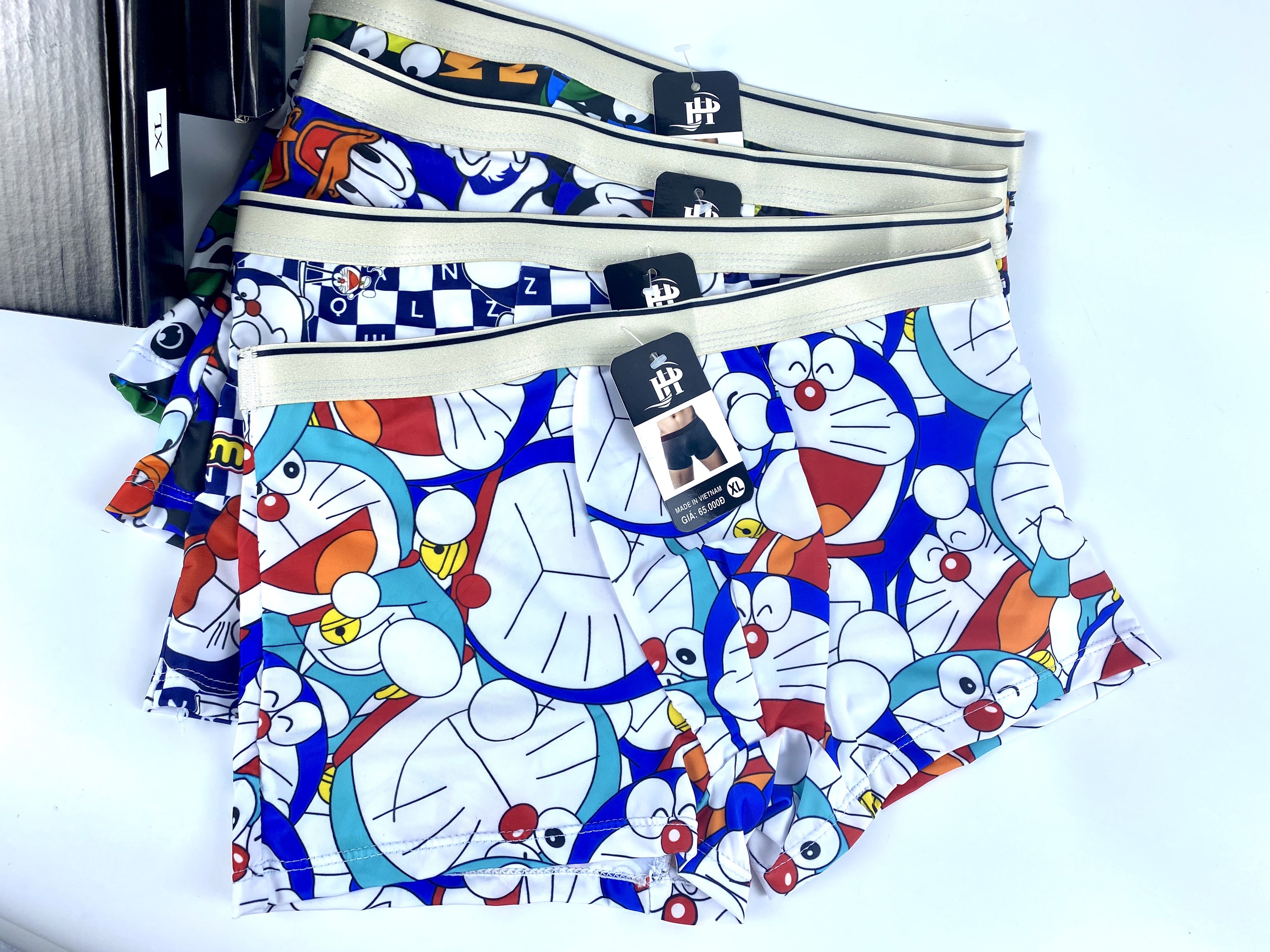 [Hoàn Tiền 15%] [Miễn phí vận chuyển Toàn Quốc] Hộp 4 Sịp Đùi Quần Lót Boxer Cao Cấp Dành Cho Nam DOREMON Cạp Chun Cao Co Giãn, Kiểu Dáng Năng Động Nam Tính