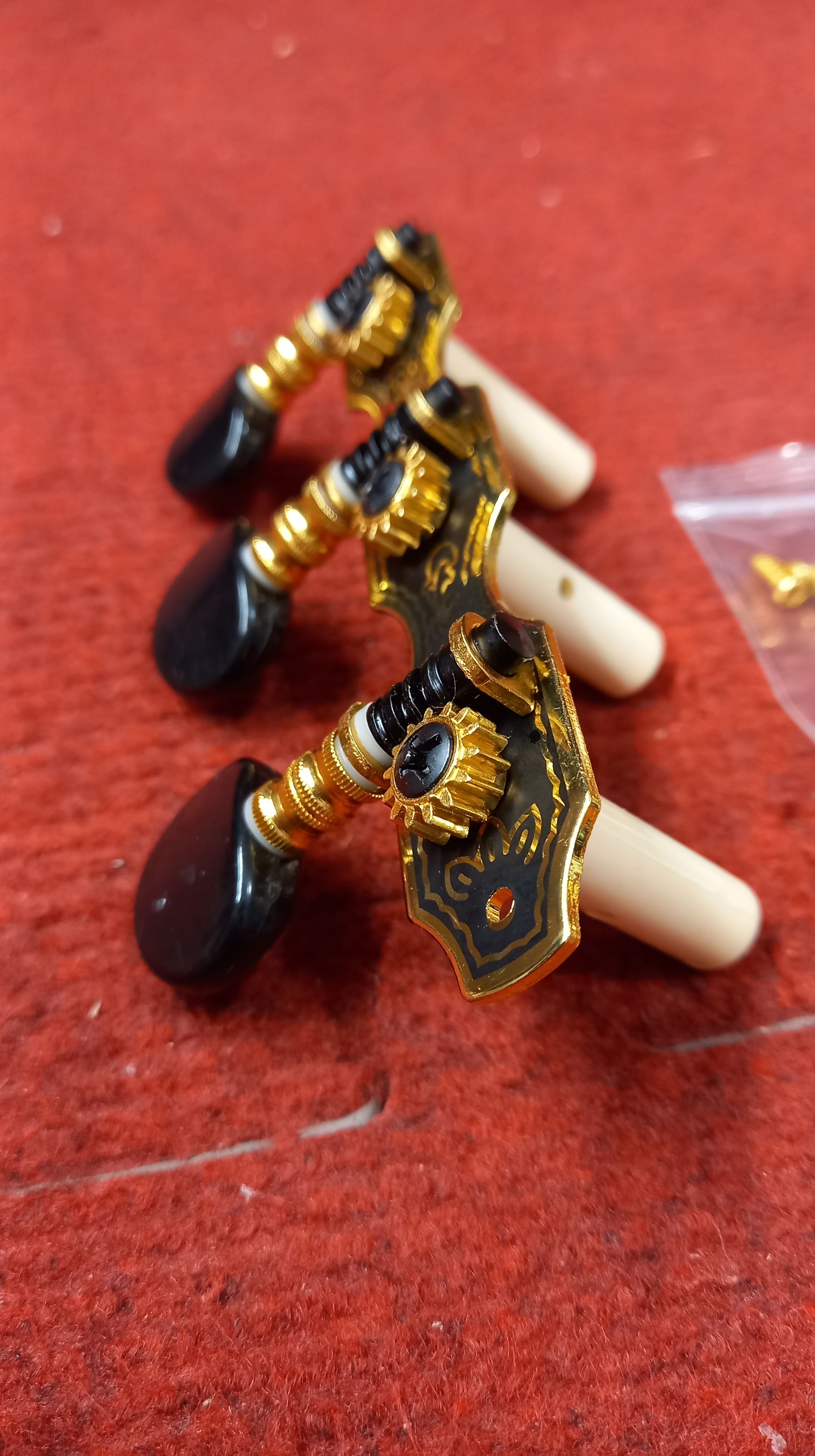 1 Bộ khóa đàn guitar Classic (1 phải 1 trái). Phụ kiện guitar