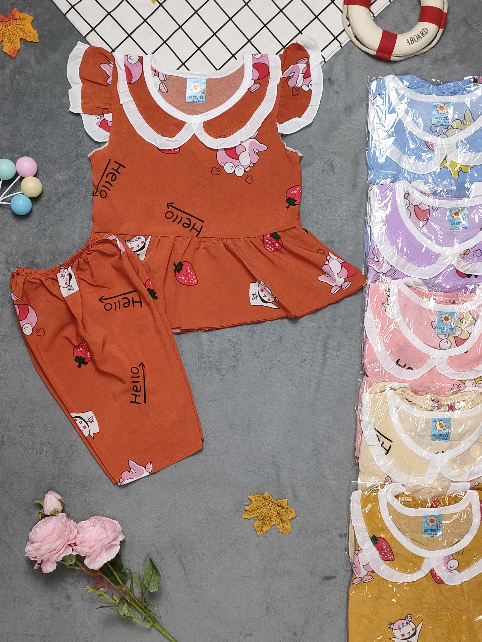 Bộ Lụa Cánh Tiên Quần Lửng Bé (12-18kg) ( Giao màu ngẫu nhiên)