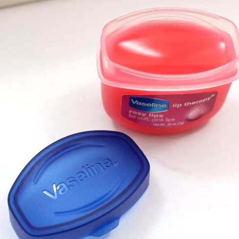 [HCM]SON DƯỠNG MÔI VASELINE LIP THERAPY ROSY LIPS 7G