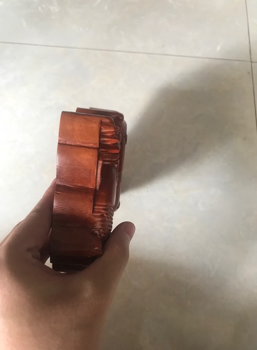 [HCM]Gạt Tàn Làm Bằng Gỗ Chạm Cá Chép Tỉ Mỉ