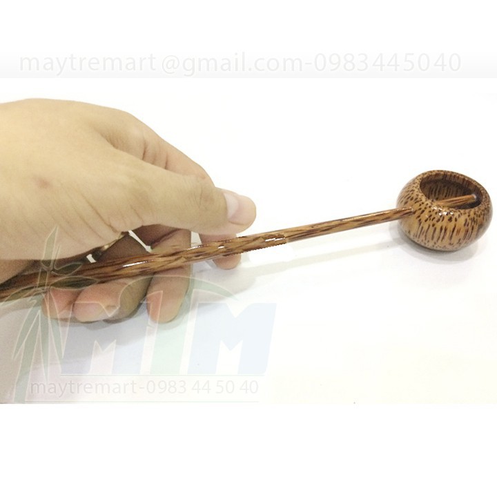 Gáo dừa, gáo múc .r.ư.ợ.u., nước tương, mắm.