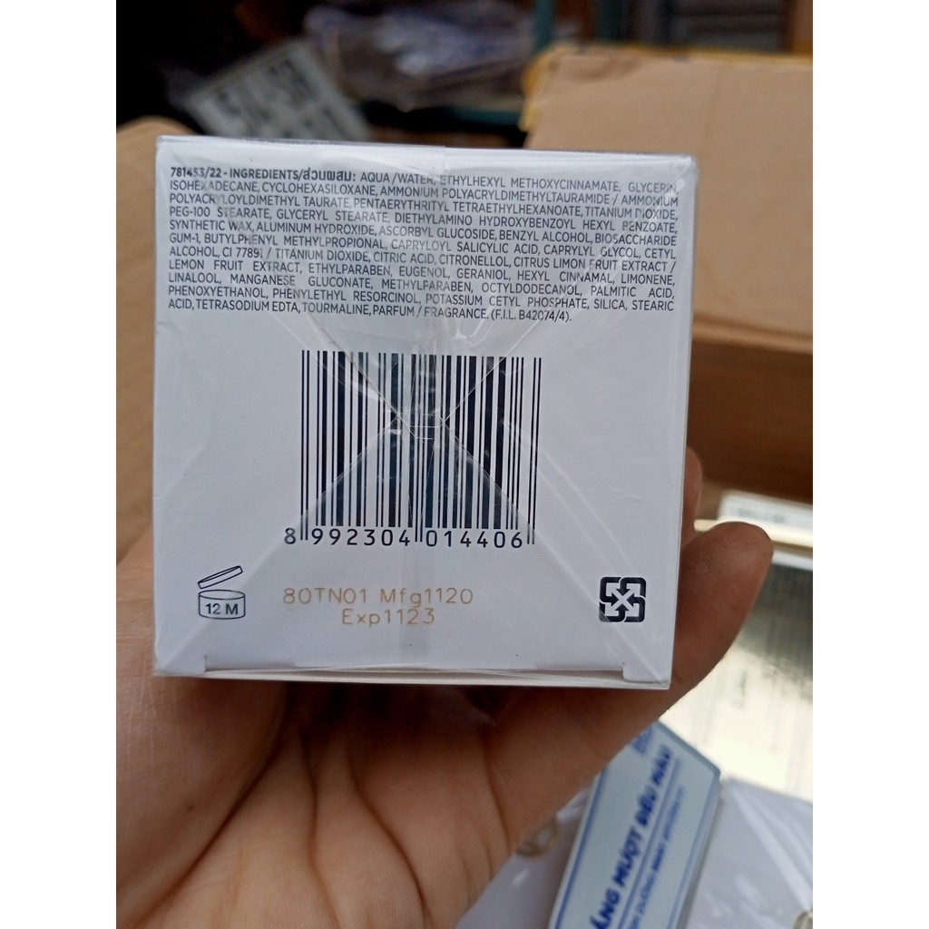 Kem dưỡng trắng ban ngày Loreal 20ml