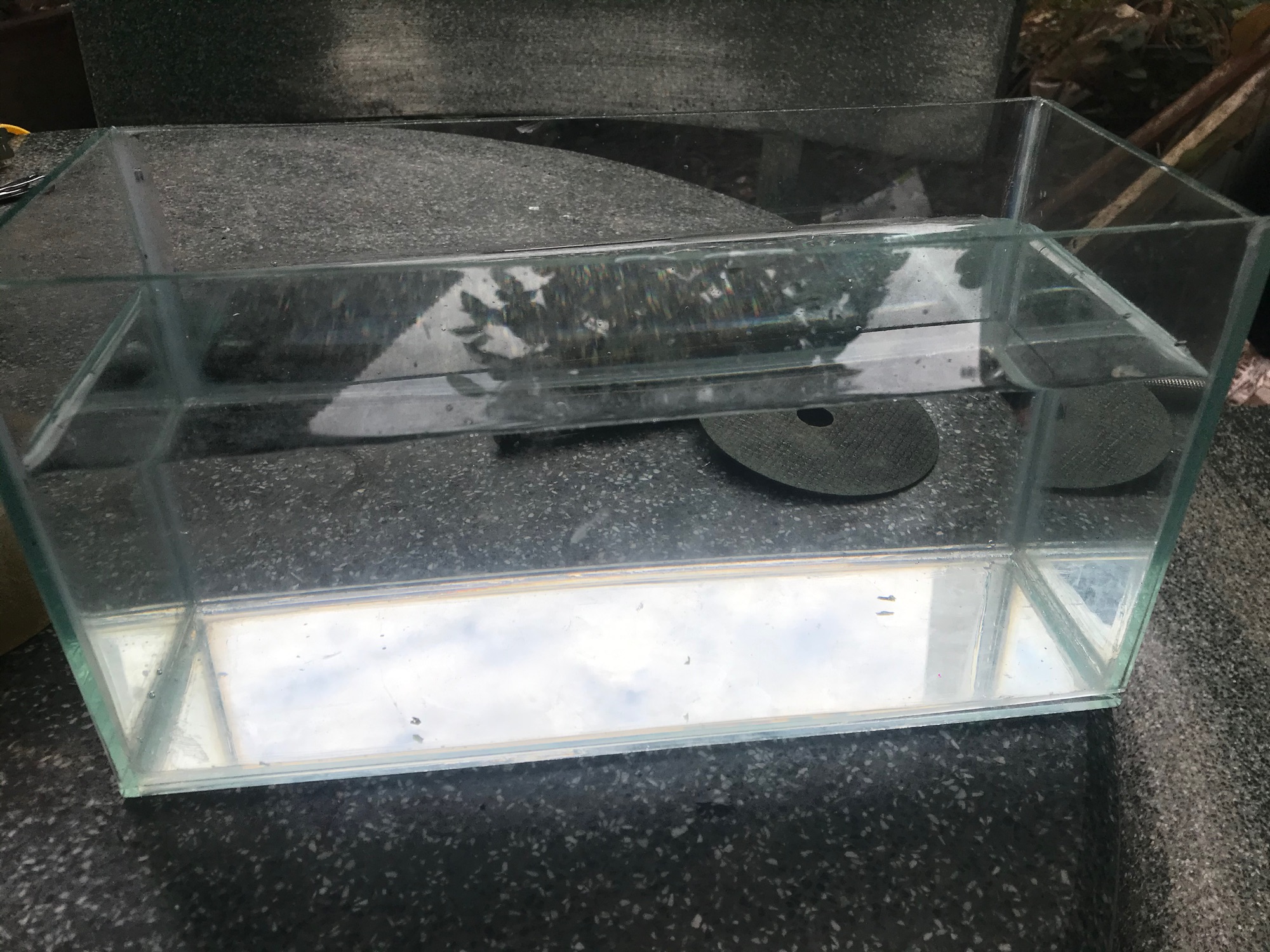 Bể cá mini 30x13x15 nuôi cá
