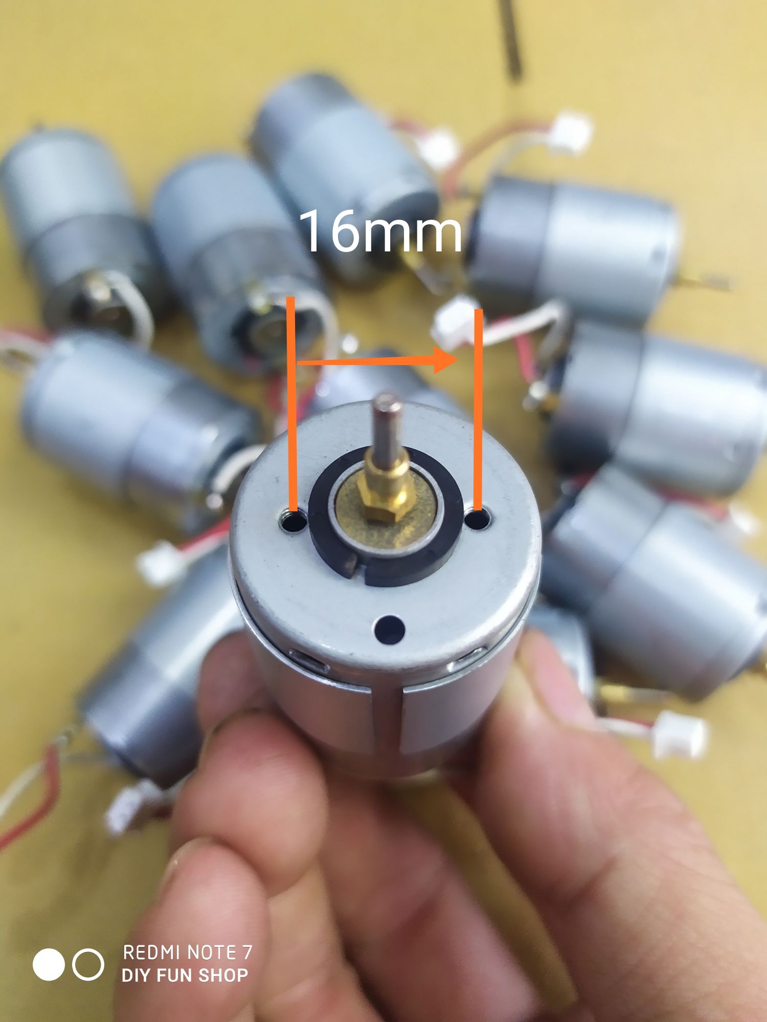 [HCM]DC motor RS385PH 24v 8500rpm Like New