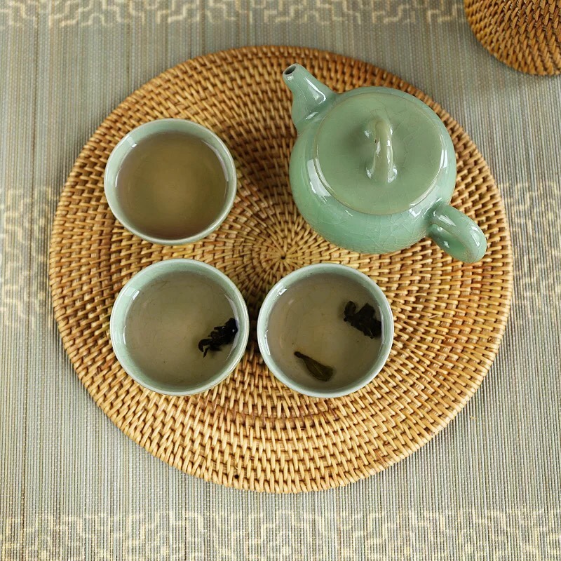 Rattan Placemat / Wicker placemat - different sizes D36 cm and D30 cm