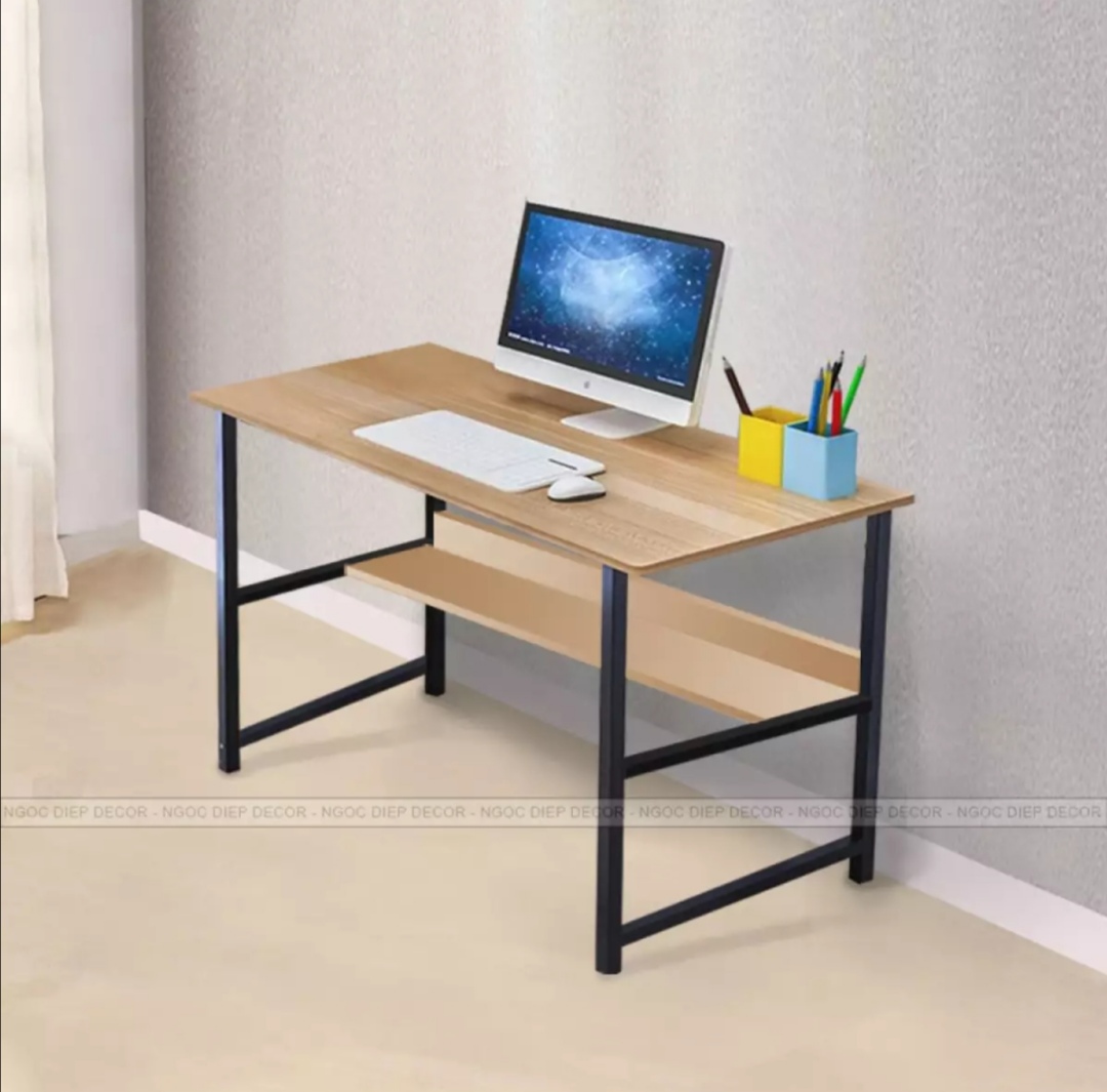 Bàn làm việc kèm gác lửng. Kích thước: Dài 80 cm, rộng 40cm, cao 74cm. Gỗ MDF cao cấp bền đẹp. khung sắt sơn tĩnh điện cao cấp.