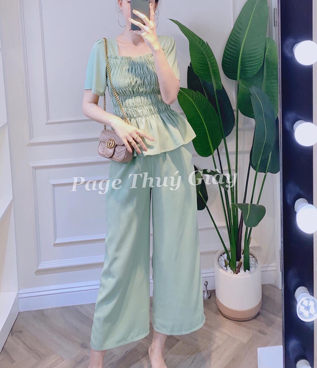 Đồ Bộ Nhà Voan Hot Trend Cổ Vuông Tay Ngắn Thân Nhún Đuôi Bèo Quần Ống Rộng Điệu Đà TTSA0641