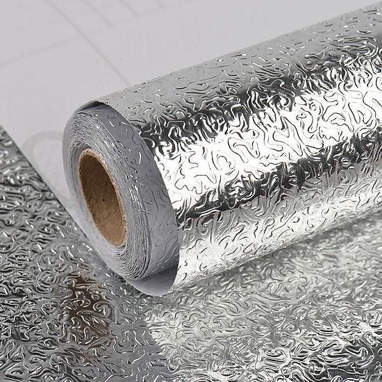 Cuộn giấy bạc dán tường bếp loại 3m