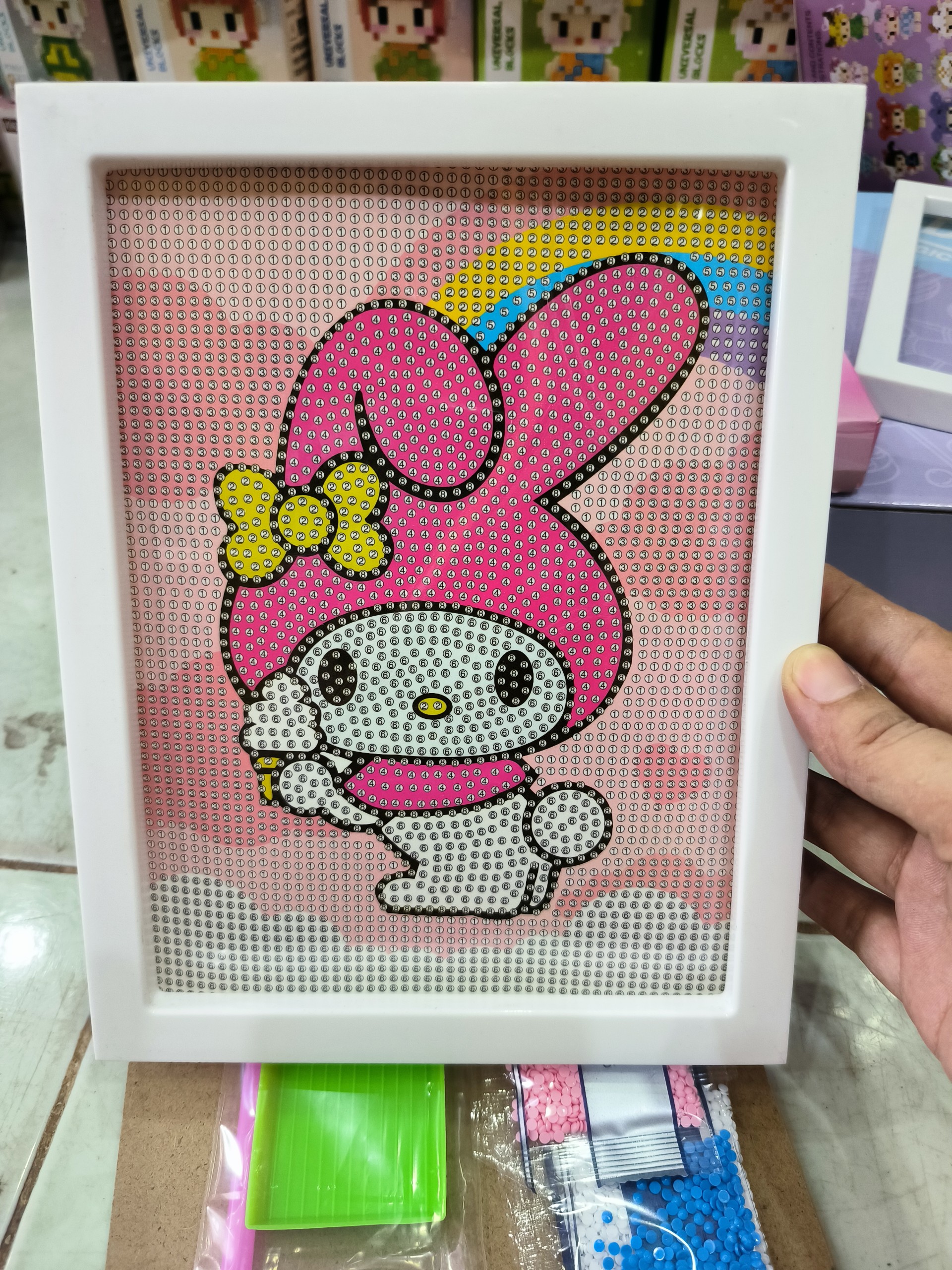 Tranh đính đá chưa đính có khung kt 20x30cm