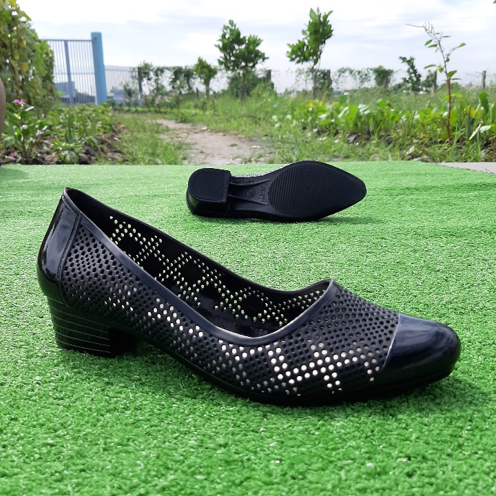 [HCM]GIÀY NHỰA NỮ ĐI MƯA CAO 3CM
