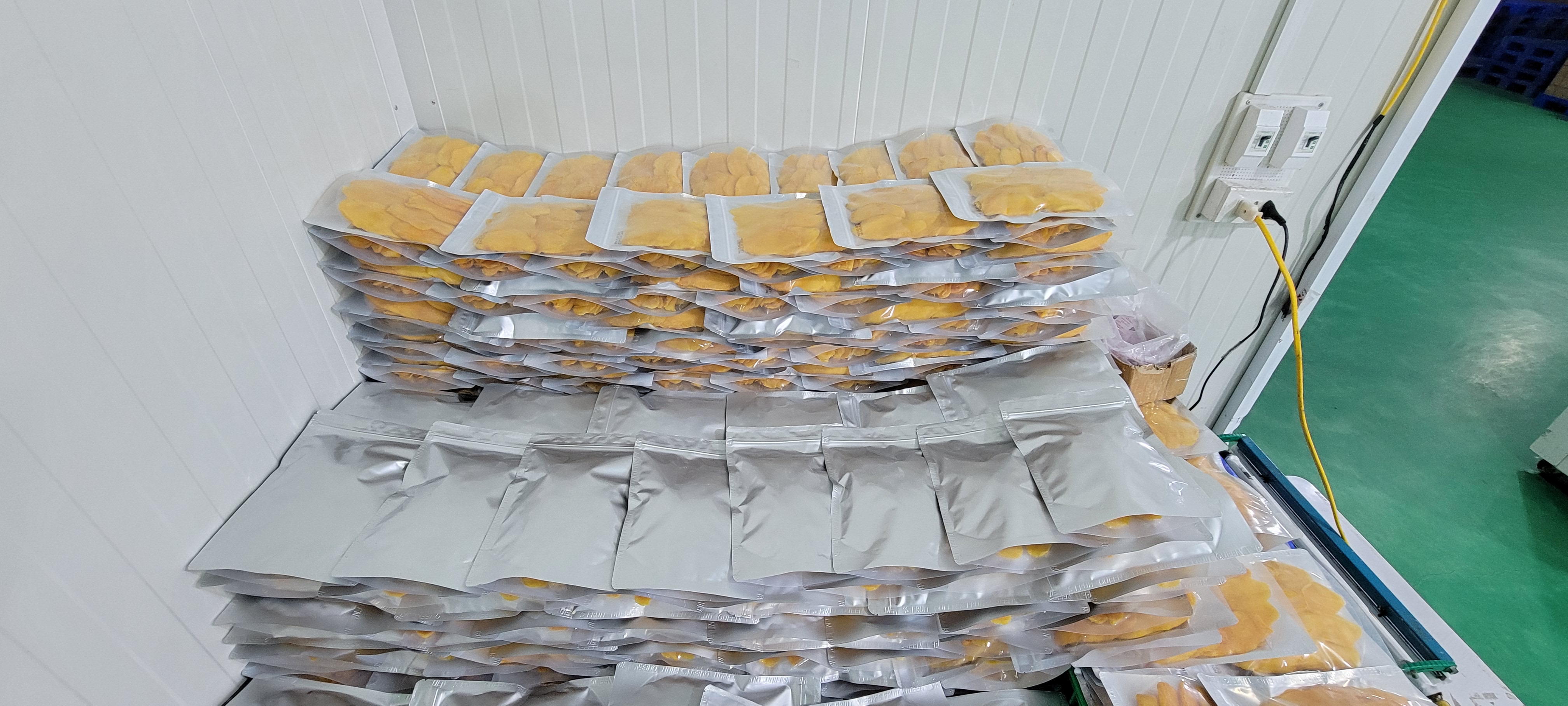 XOÀI SẤY DẺO CÔ BA SƯƠNG 100 GRAM