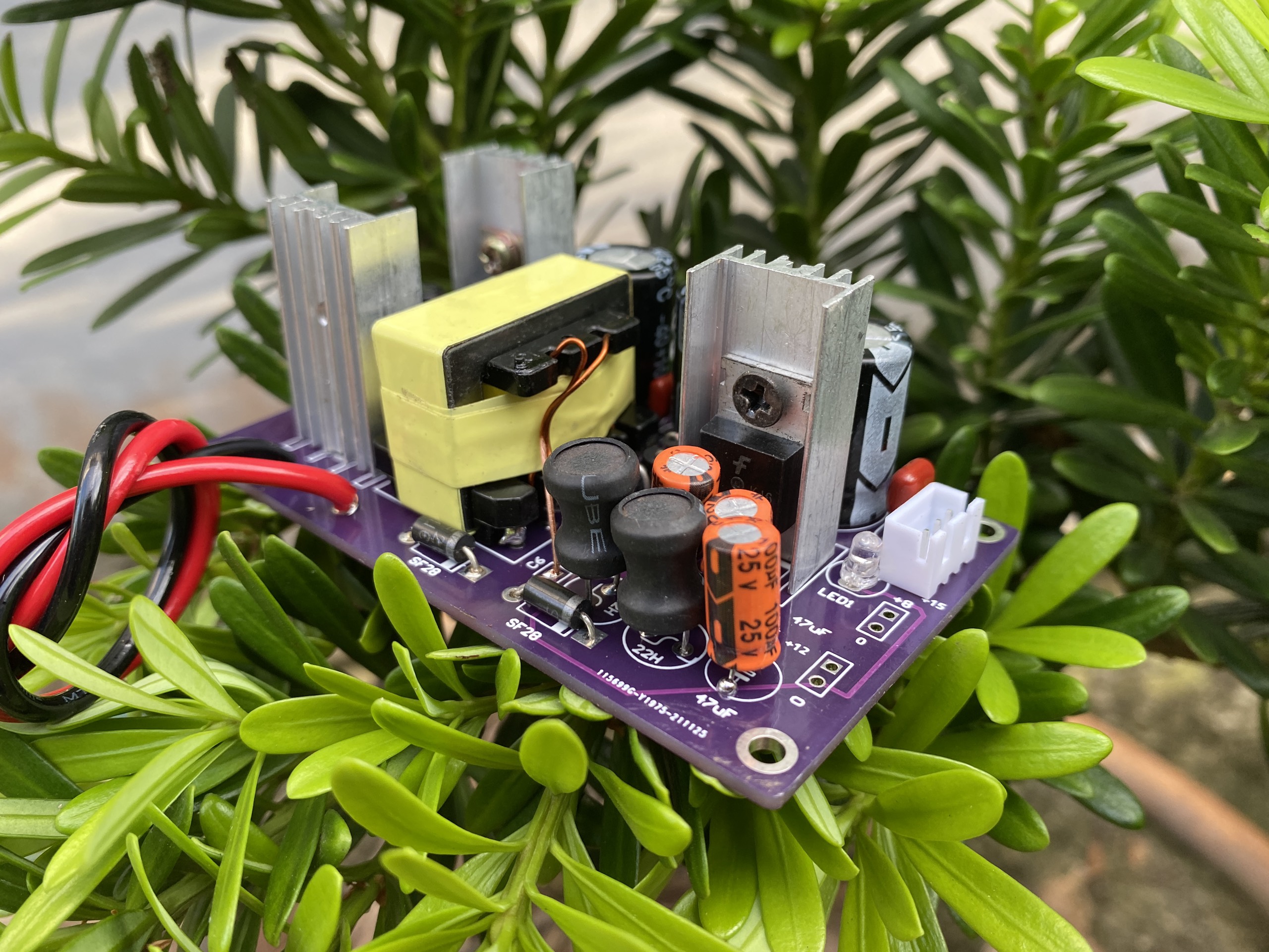 Mạch chia nguồn cách li 12VDC
