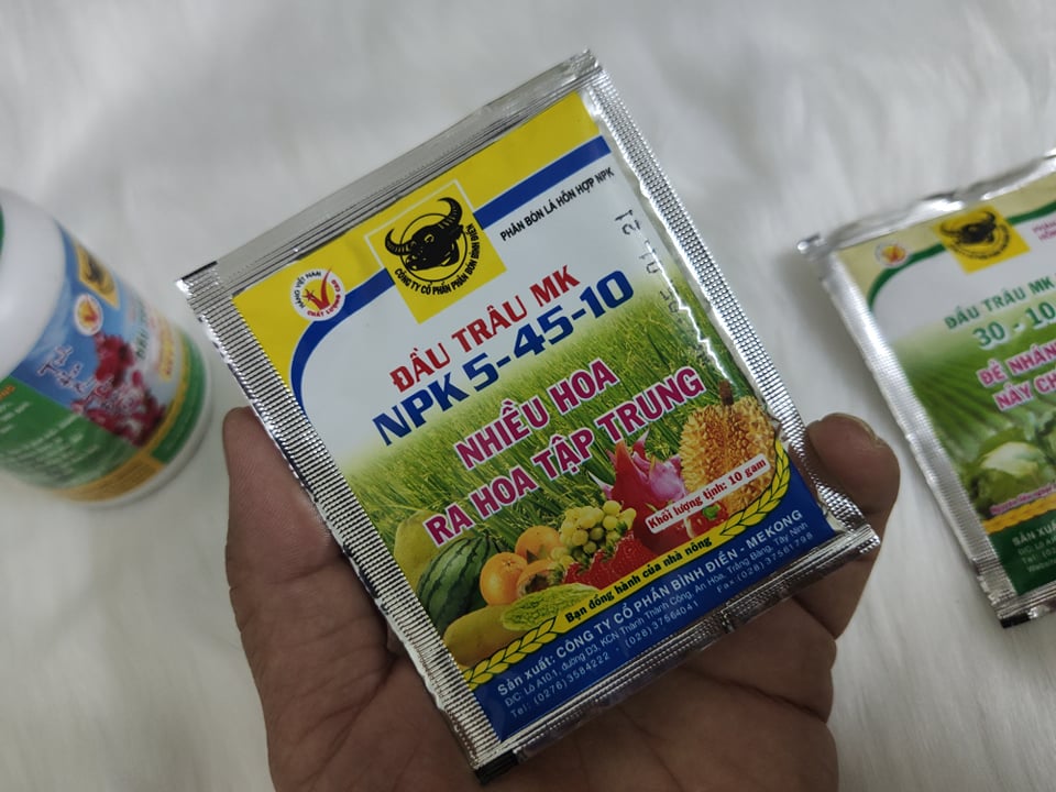 Phân bón lá NPK đầu trâu.,.