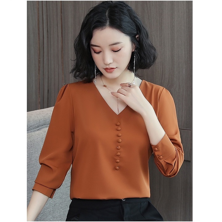 Áo Sơ Mi Nữ Công Sở Kiểu Cổ Tim Ngực Đính Nút Bọc