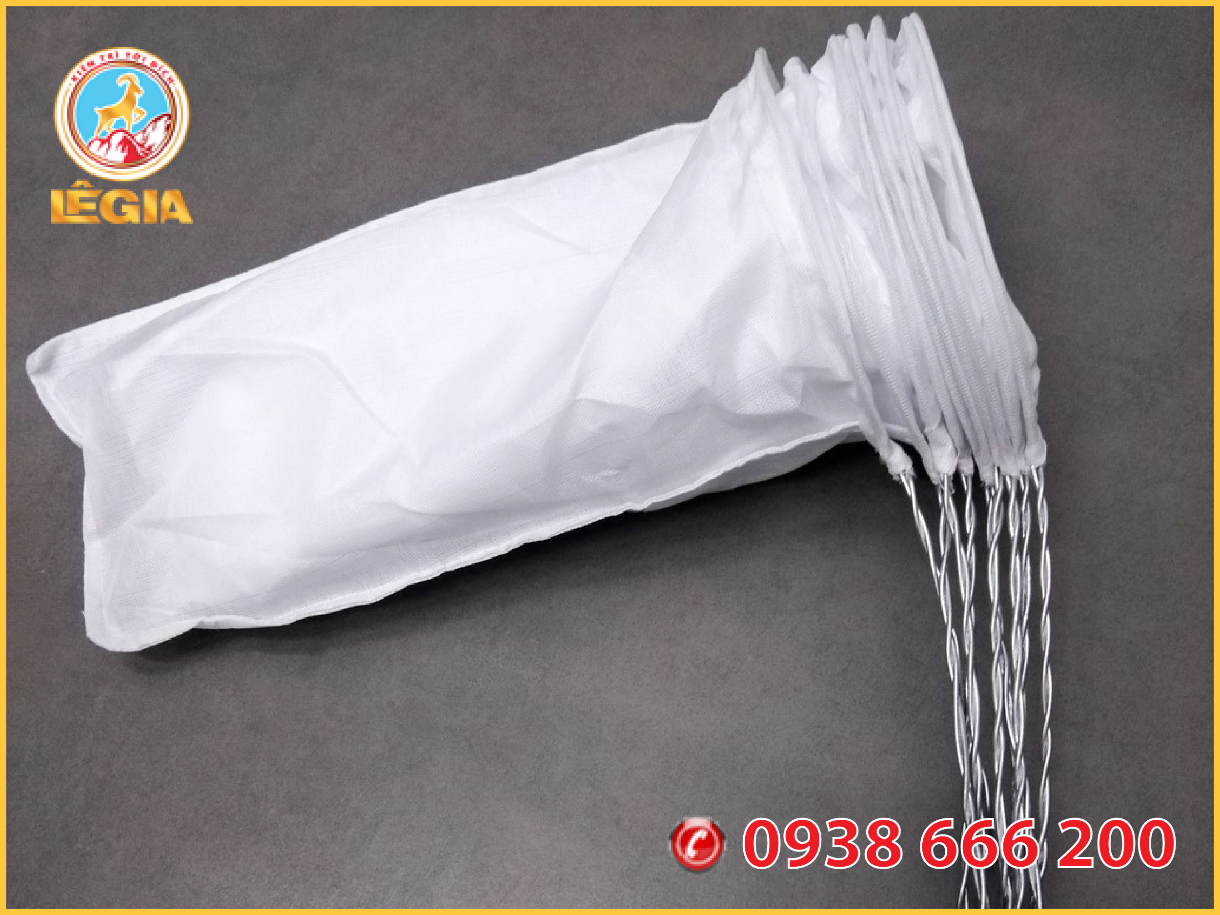 Vợt Vải Pha Cà Phê Lọc Trà