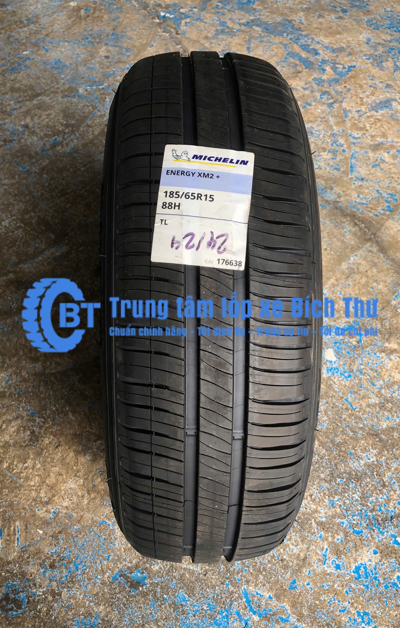 Lốp Michelin 185/65R15 XM2+