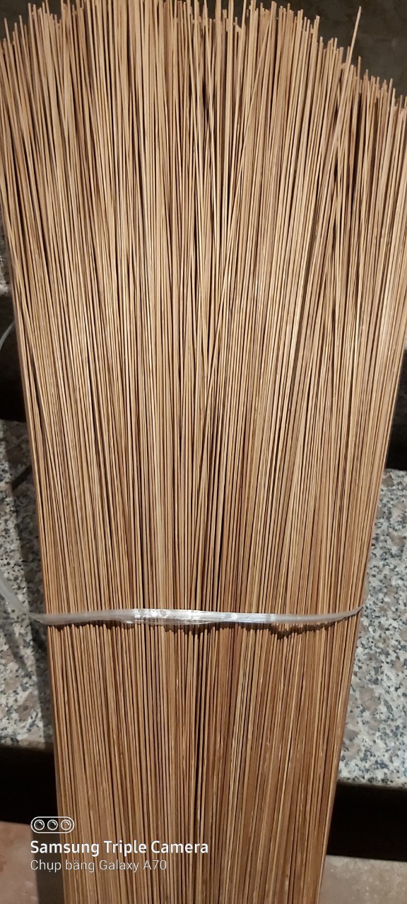 1kg nan trúc màu 6ly dài 1m