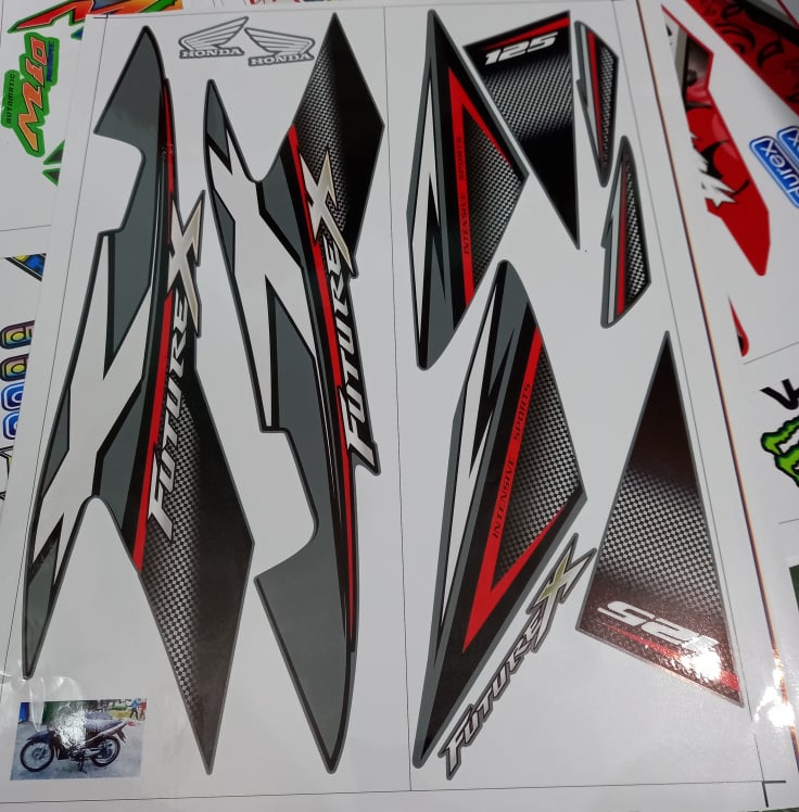 Tem rời future X 2011