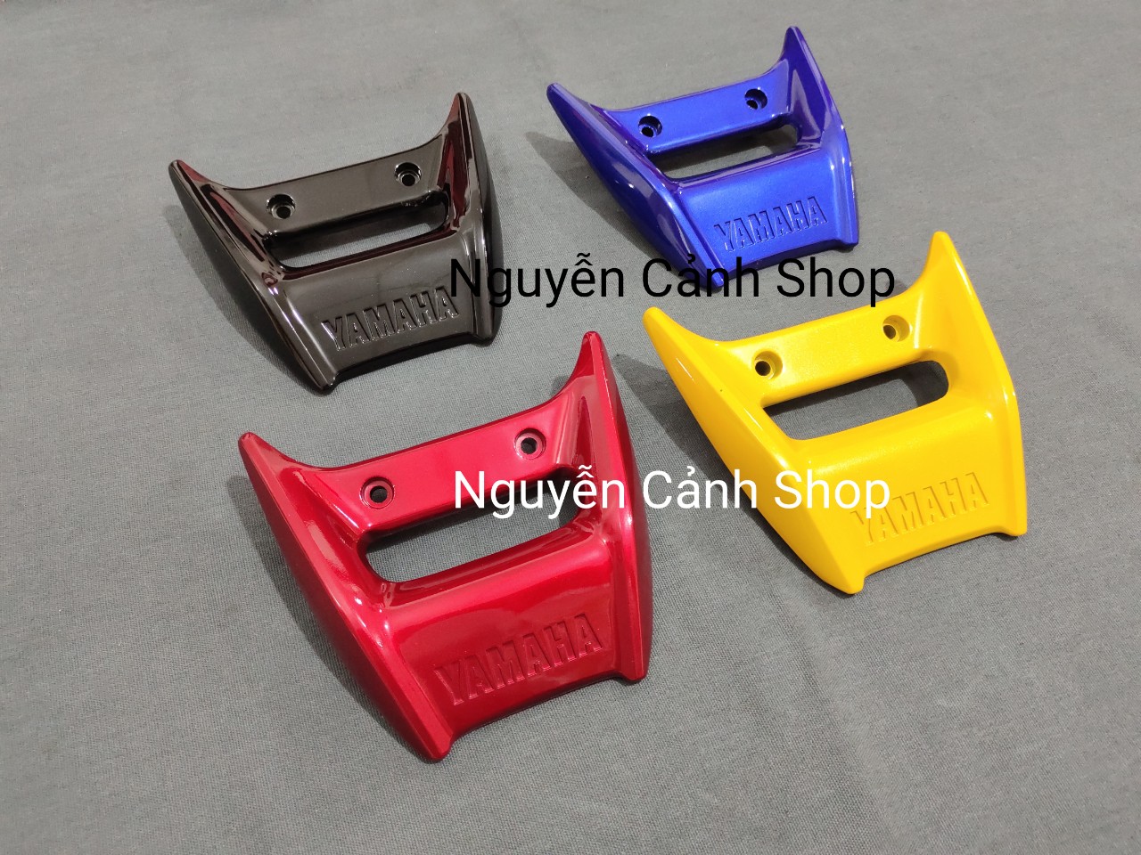 Cảng sau yaz tặng bao tay yaz