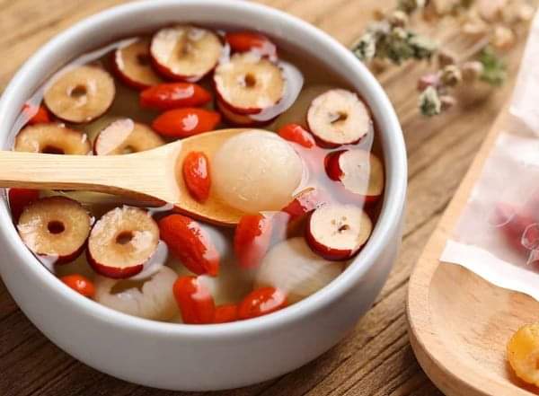 TRÀ DƯỠNG SINH: LONG NHÃN - TÁO ĐỎ - KỶ TỬ