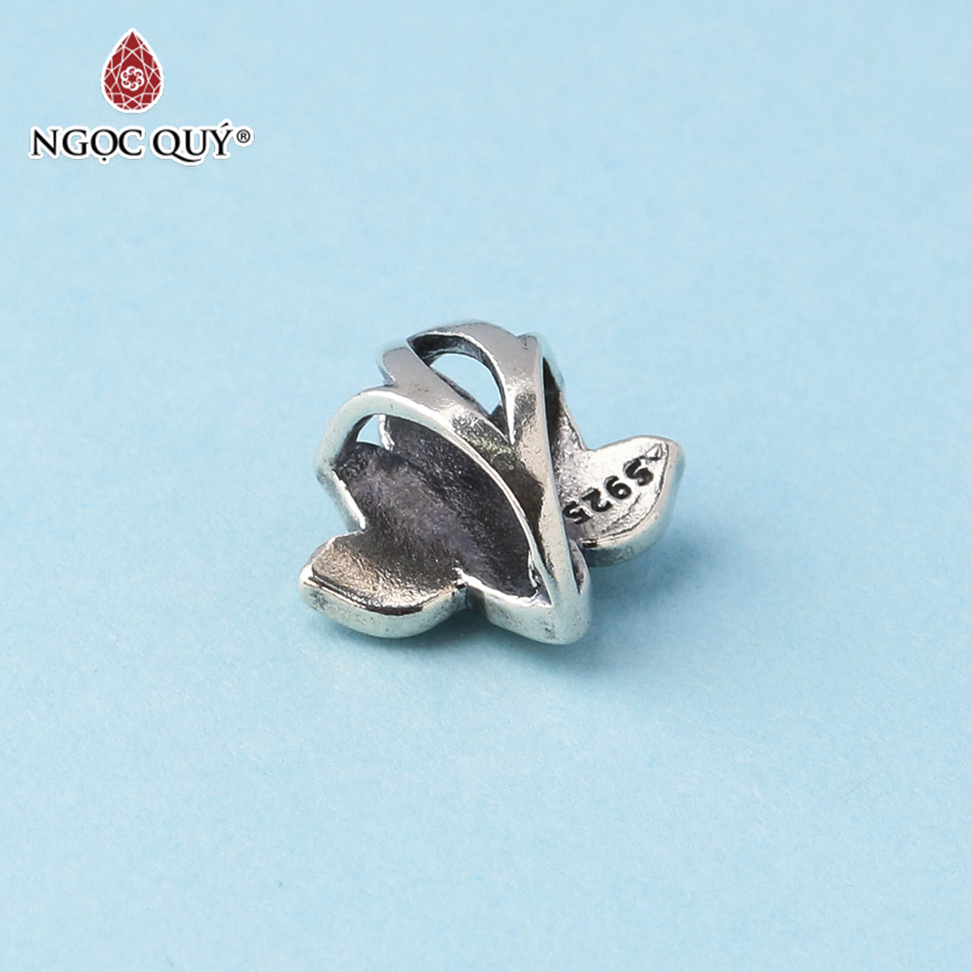 [HCM]Charm bạc hình hoa sen - Ngọc Qúy Gemstones