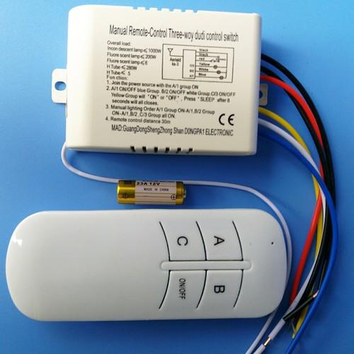 02 công tắc điều khiển từ xa Rf 3 cổng ra