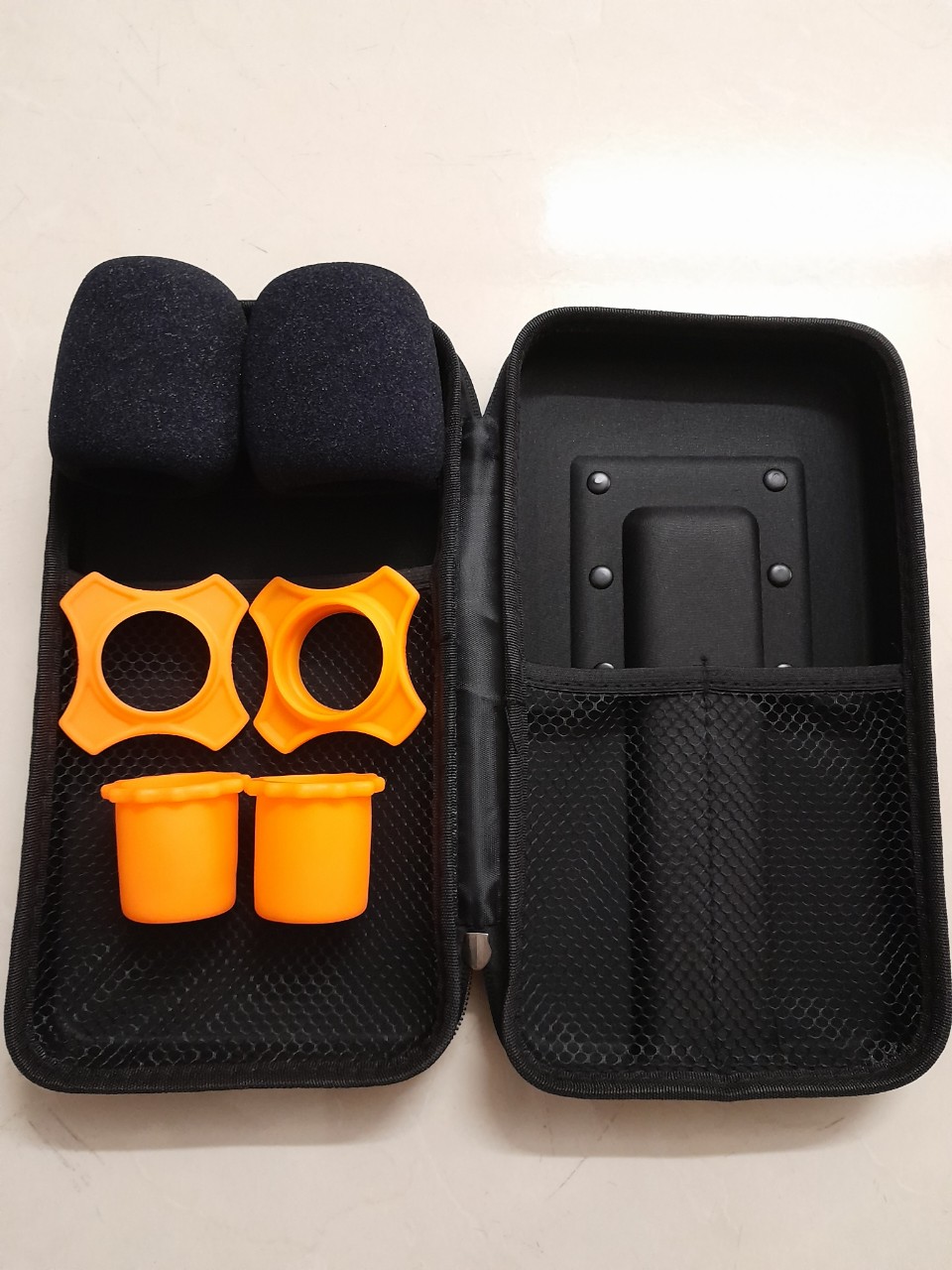 Hộp đựng micro không dây + chống lăn
