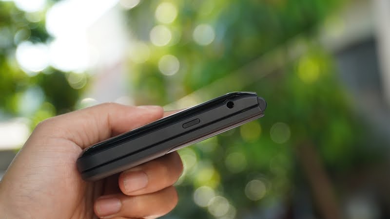 điện thoại nắp gập, Nokia 2720 Flip (mẫu mới 2020)