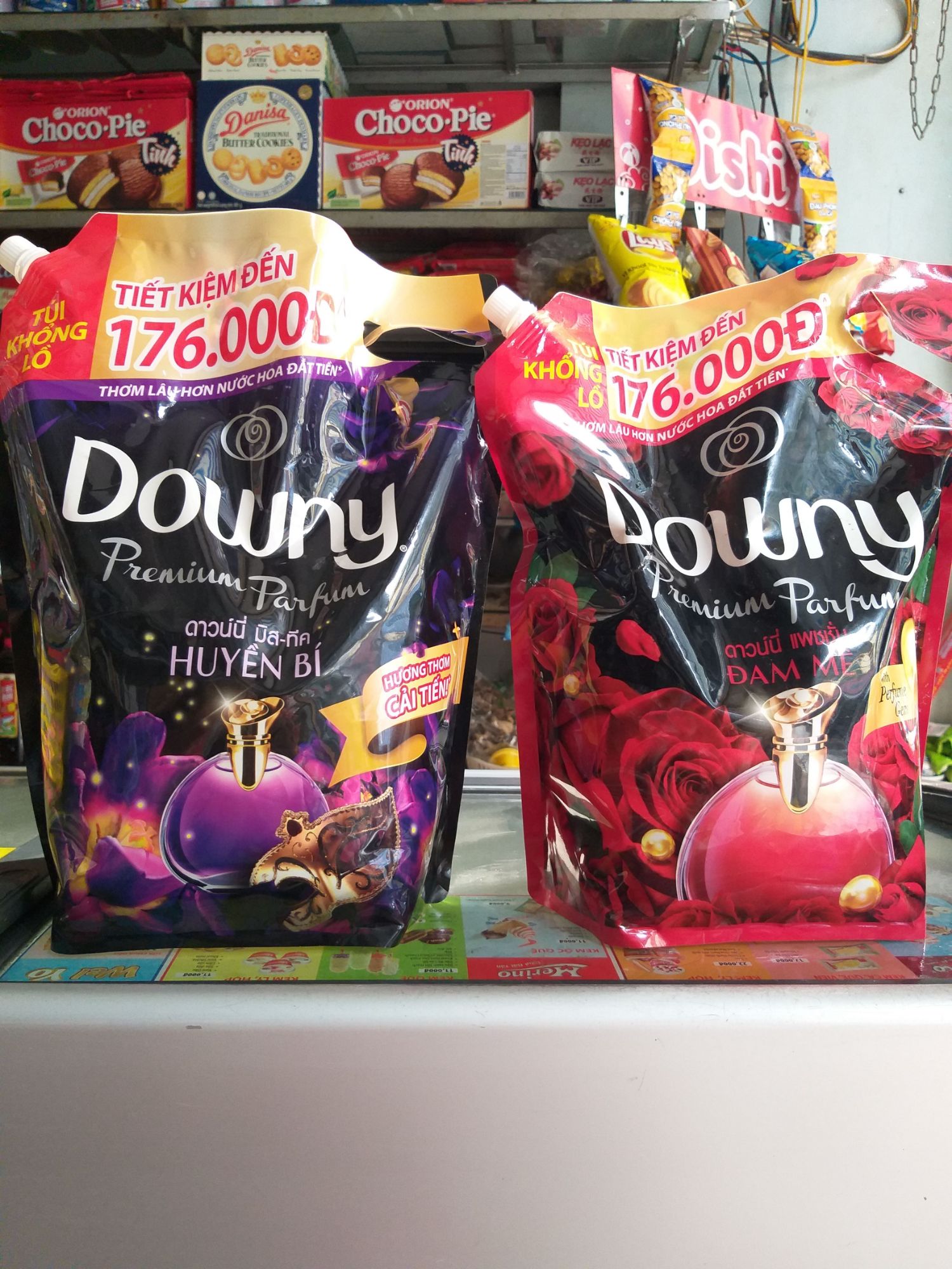 Nước xả vải downy hương đam mê ( túi 3 lít)
