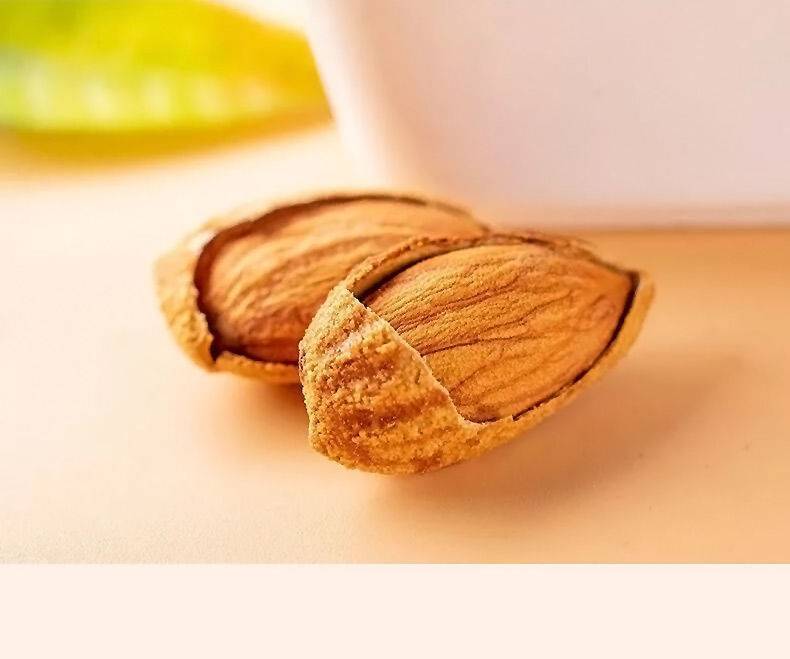 Hạnh Nhân Rang Bơ Hộp 500 Gram