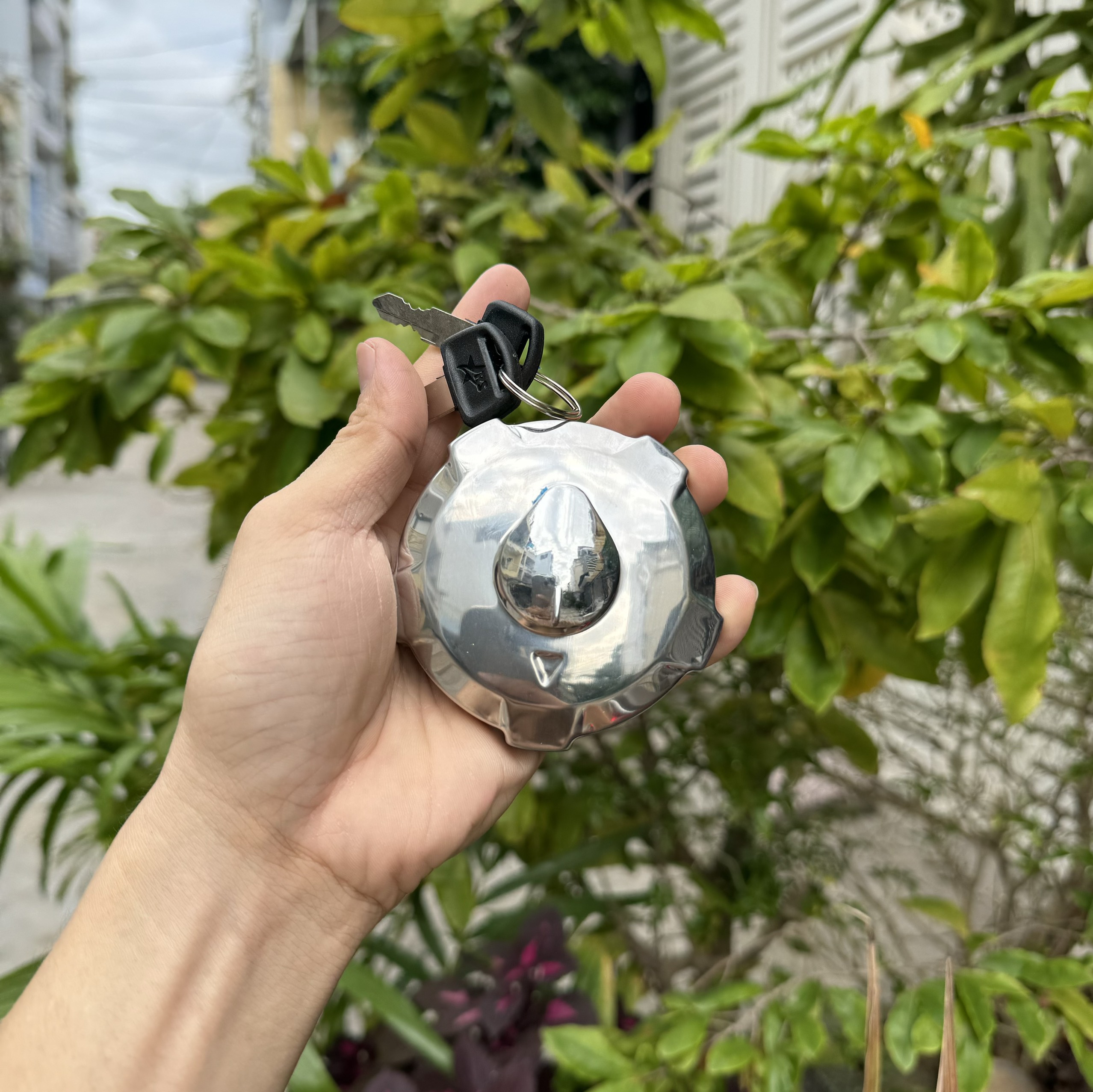 Nắp bình xăng xe máy CD kiểu mới giọt nước