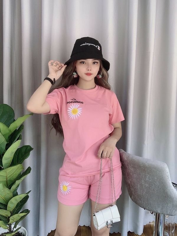 Sét Bộ Đùi Thêu Hoa Mặc Nhà