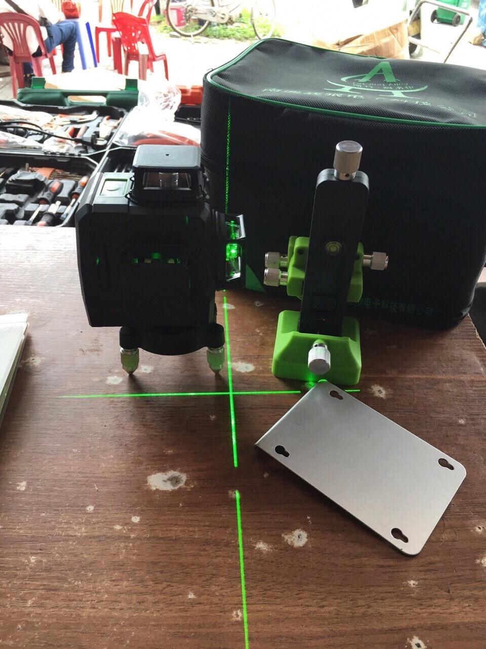Máy cân mực 3D laser Maktec- 12 Tia xanh