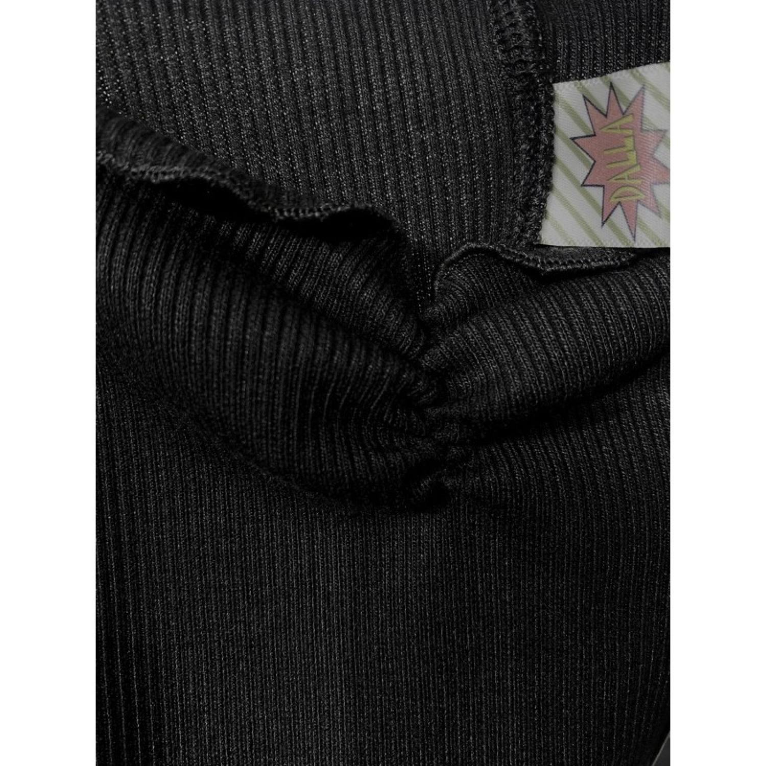 DALLA Áo 2 dây croptop màu đen, trắng (AD01)