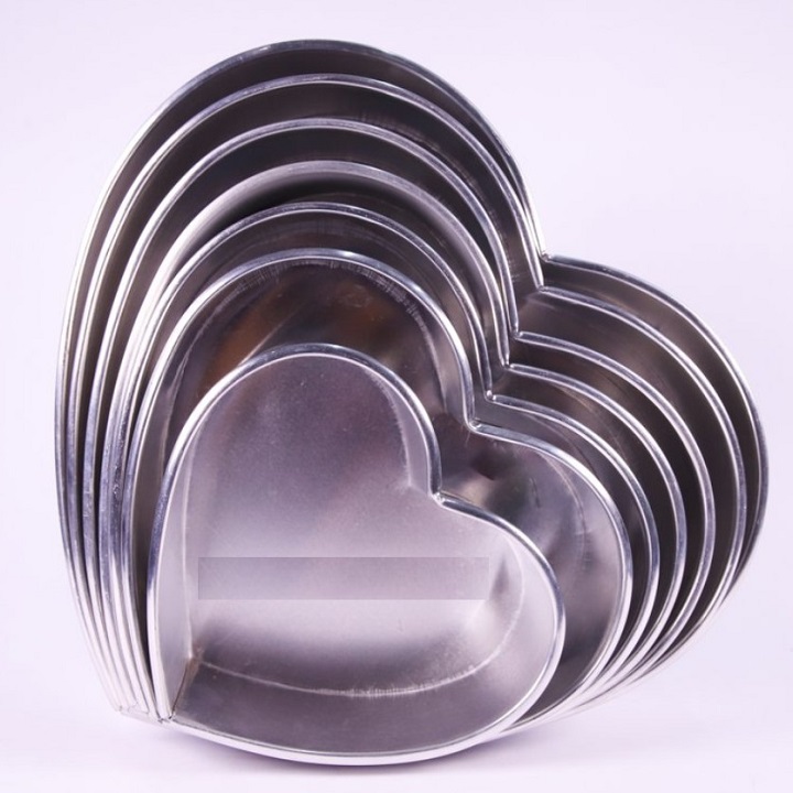 KHUÔN NHÔM GIA CÔNG TRÁI TIM 18 CM -  GIAO 1 CÁI