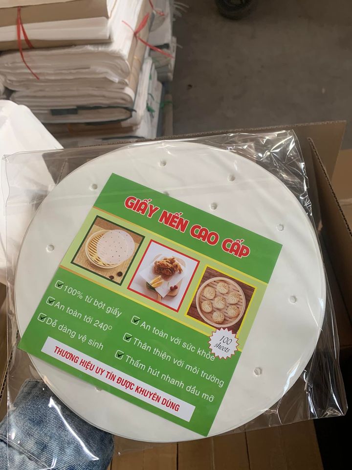 Hàng Xuất Nhật - SET 100 tờ giấy nến đục lỗ dùng cho nồi chiên không dầu đường kính 23cm, phụ kiện làm bánh, giấy thấm dầu thừa