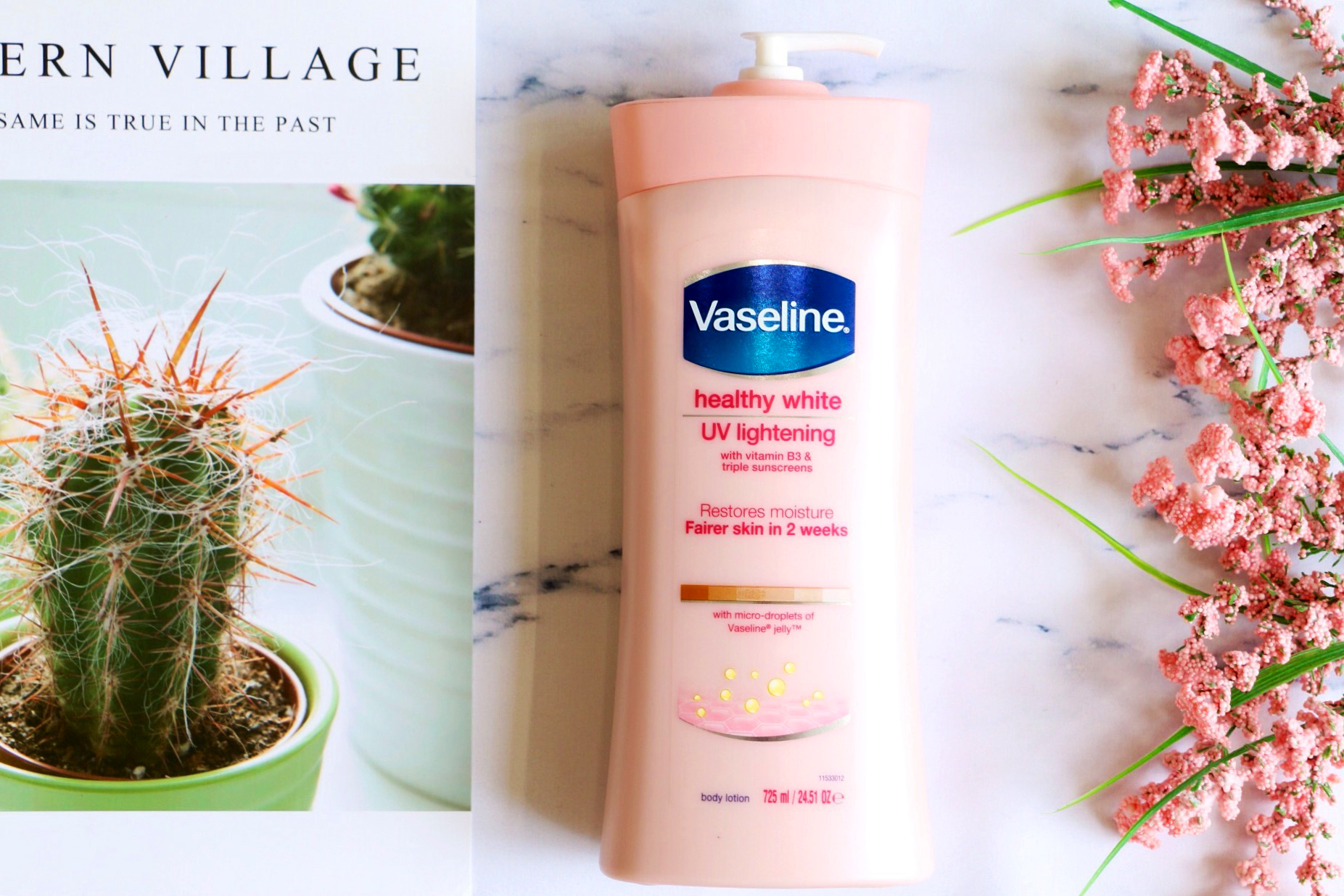 Dưỡng Thể Vaseline Healthy White UV Lightening - 725ml