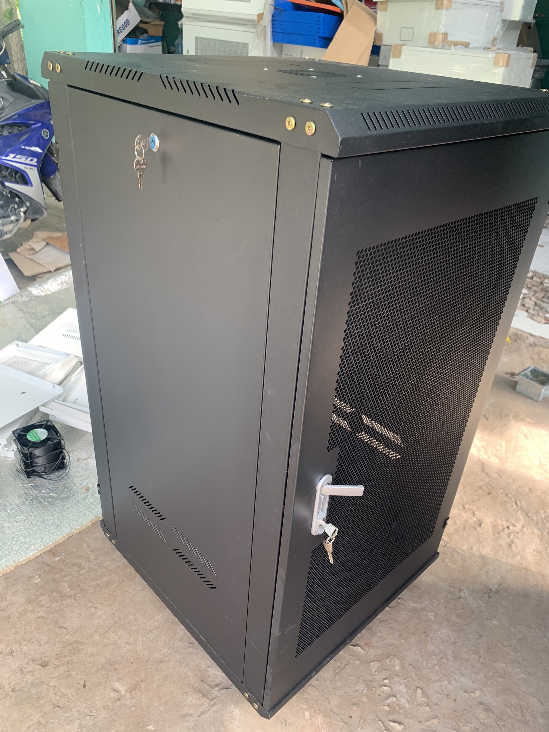 Tủ Rack 15U D600 Cao Cấp  Lắp đặt cho hệ thống Mạng & Camera giám sát