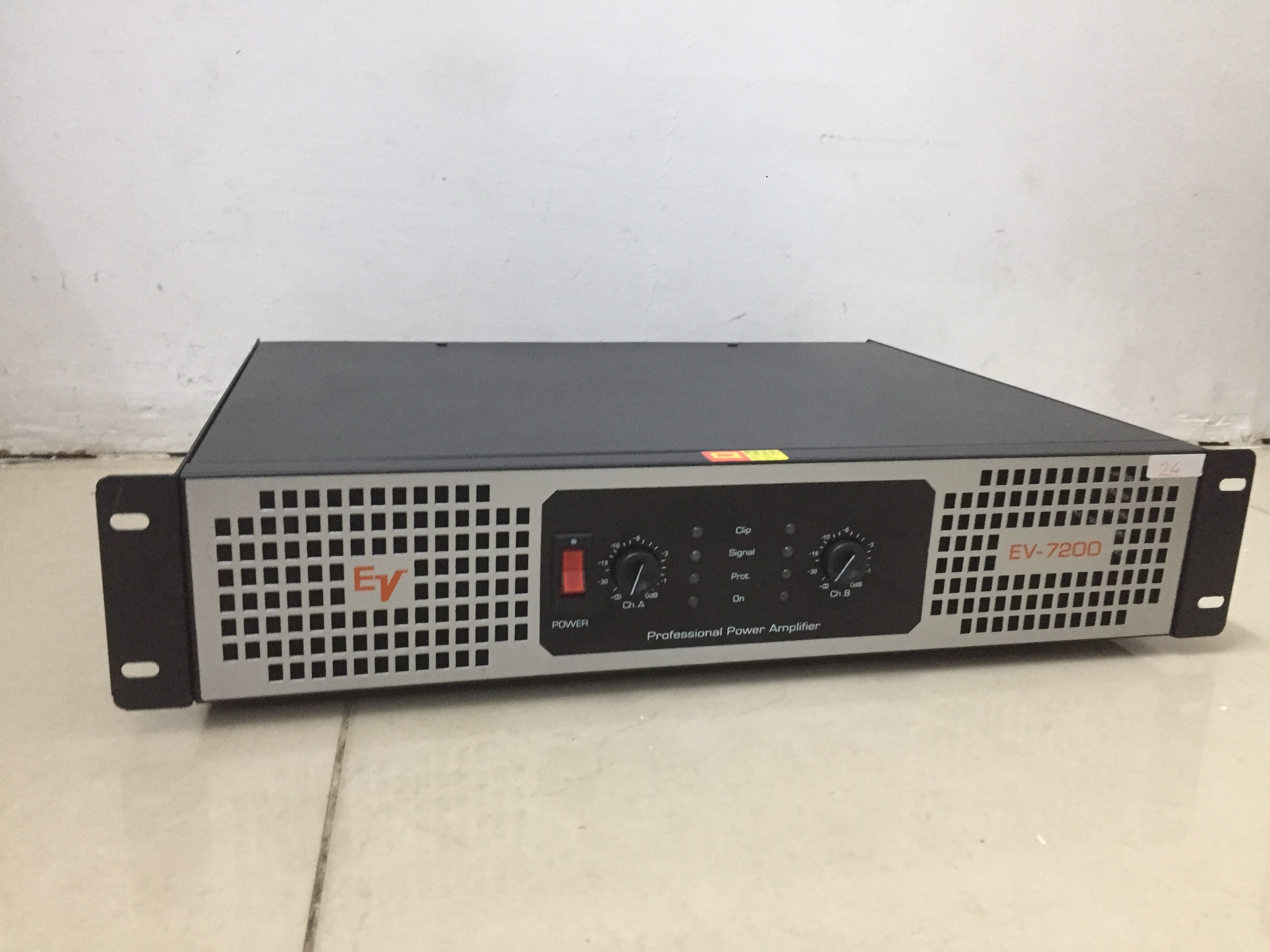Cục Đẩy Main Công Suất EV7200 16 SÒ